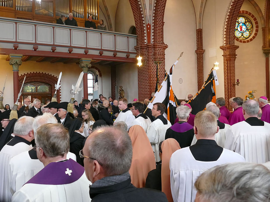 Pontifikalrequiem und Beisetzung von Weihbischof em. Johannes Kapp (Foto: Karl-Franz Thiede)